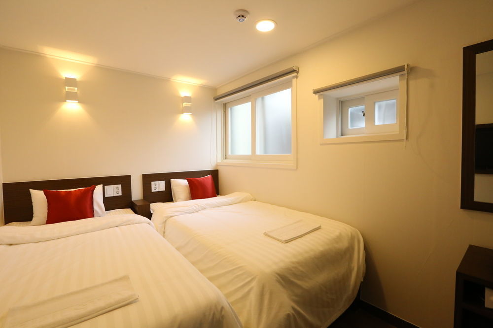 Philstay Dongdaemun Avenue โซล ภายนอก รูปภาพ