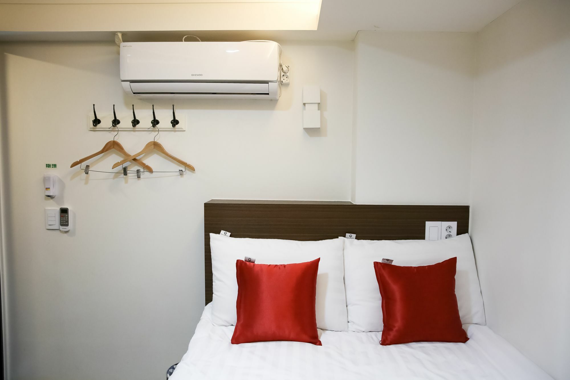 Philstay Dongdaemun Avenue โซล ภายนอก รูปภาพ
